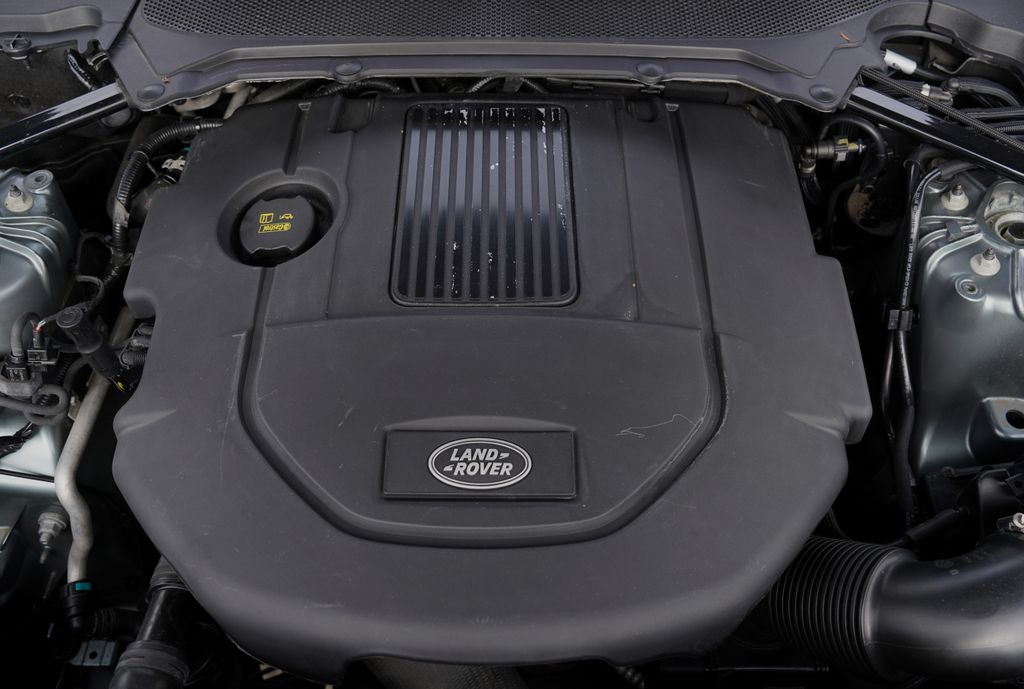 land-rover-discovery-3-0-td6-hse-260ps-cr - 9