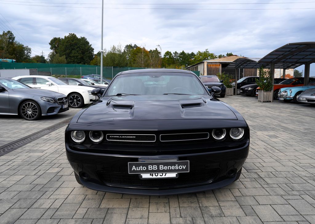 Dodge Challenger 3.6 V6 SXT Plus/kůže/automat