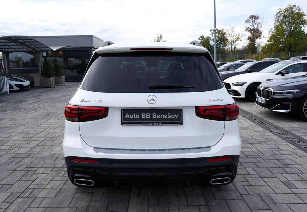 mercedes-benz-glb-250i-4matic-amg-at-225-ps-led - 4
