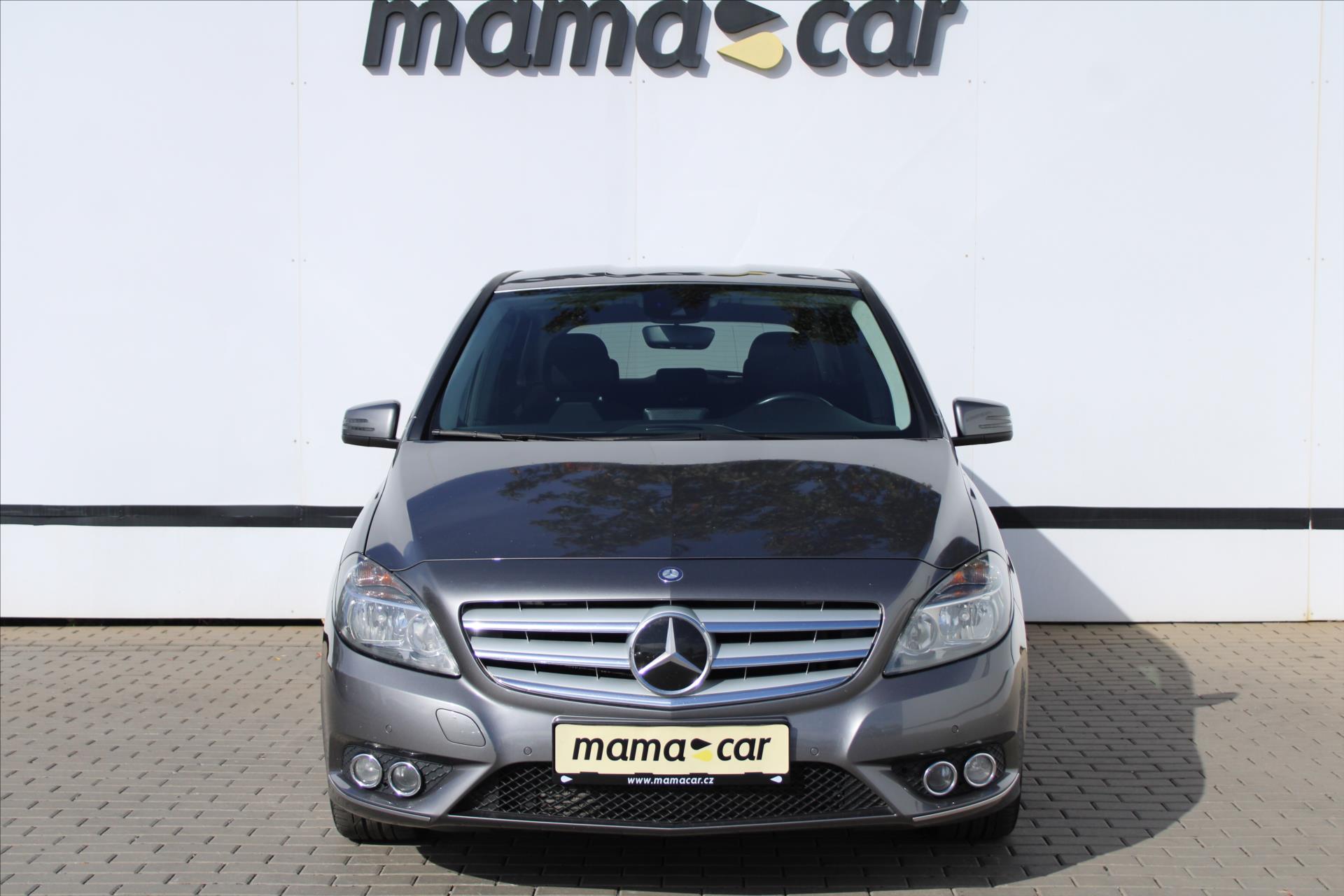 mercedes-benz-tridy-b-220-cdi-125kw-a-t-servis-kniha - 1