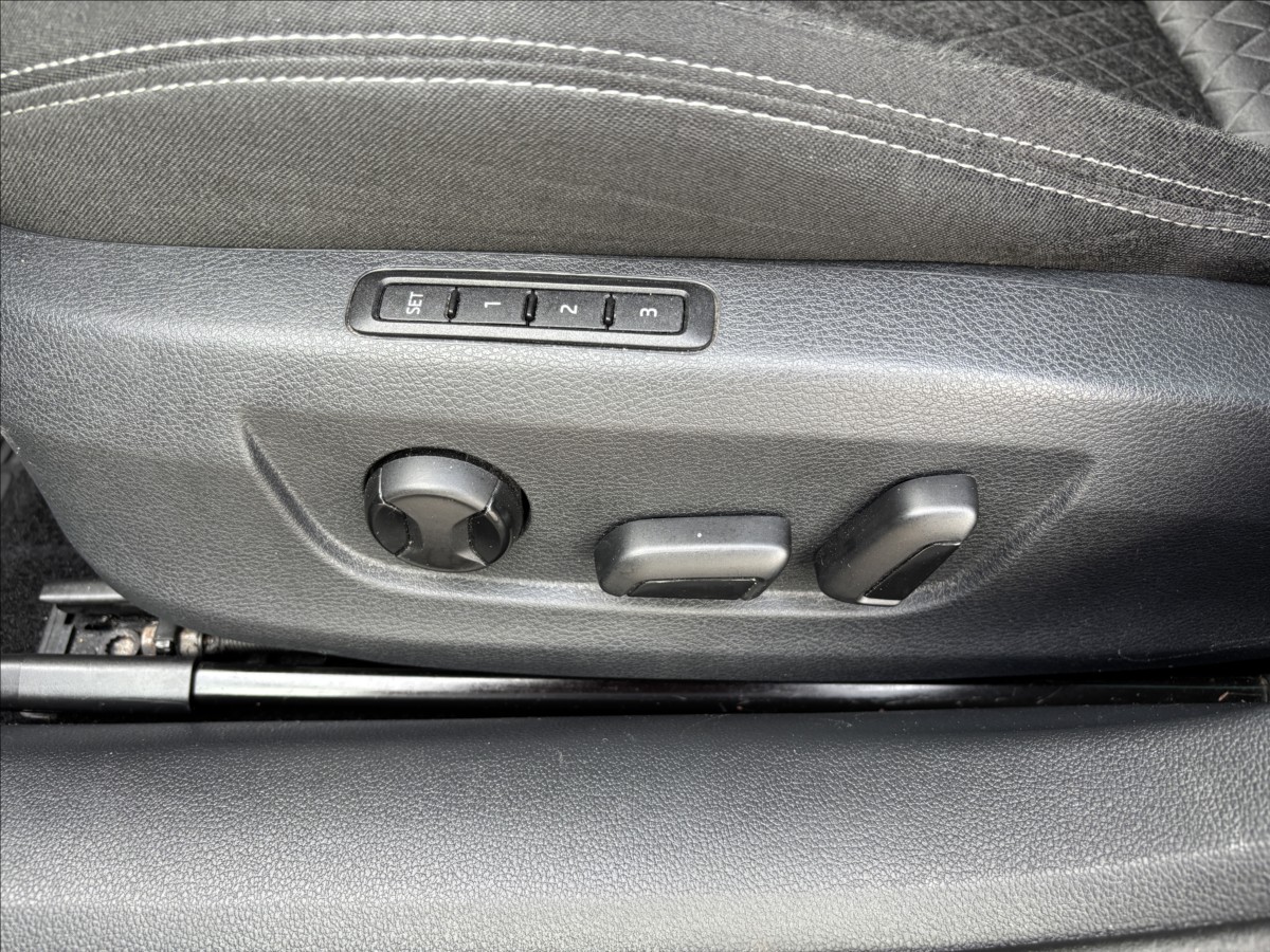 skoda-superb-iii-combi-1-4-tsi-style - 7