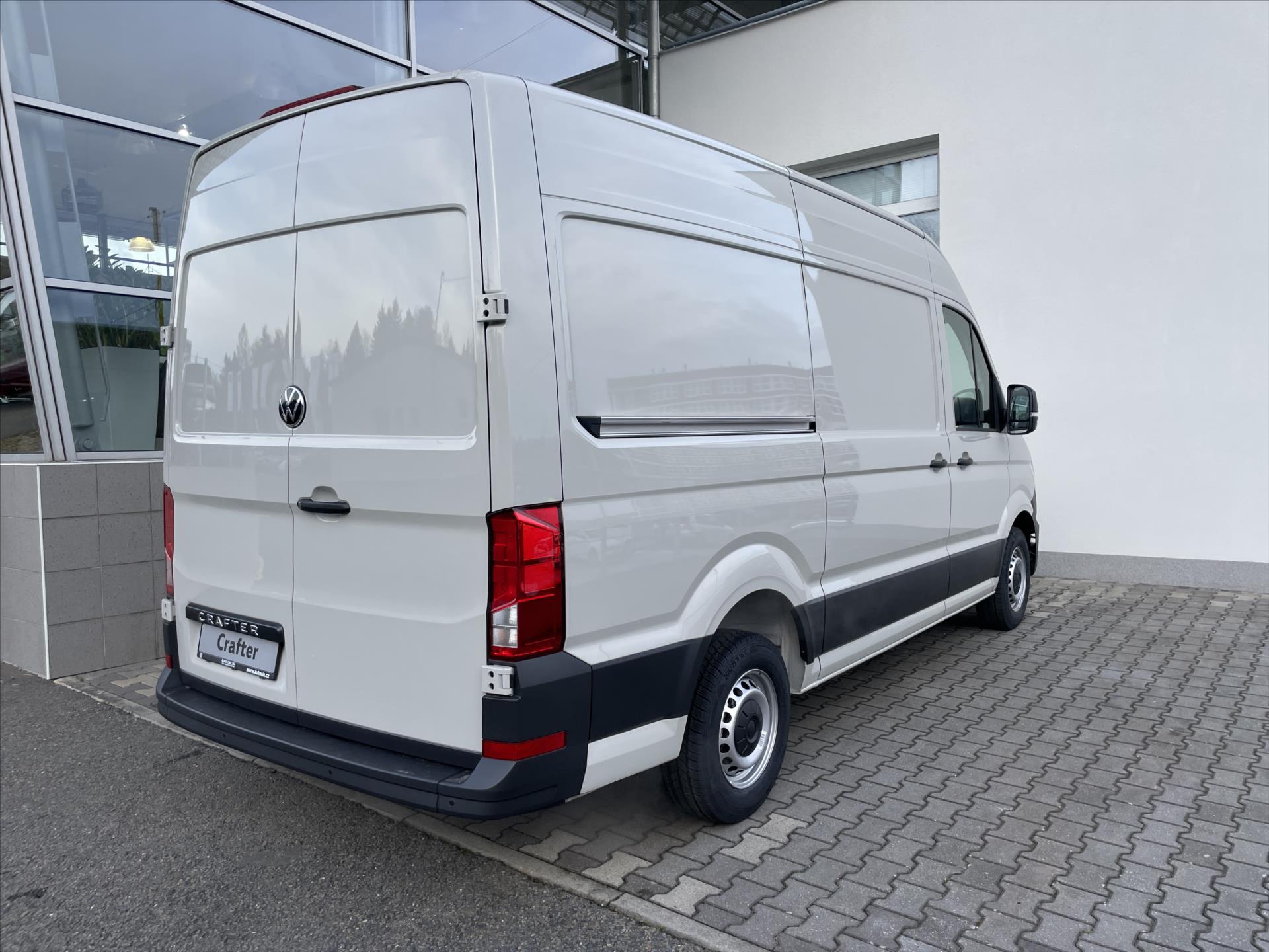 volkswagen-crafter-35-130kw-8au-fwd-sr - 5