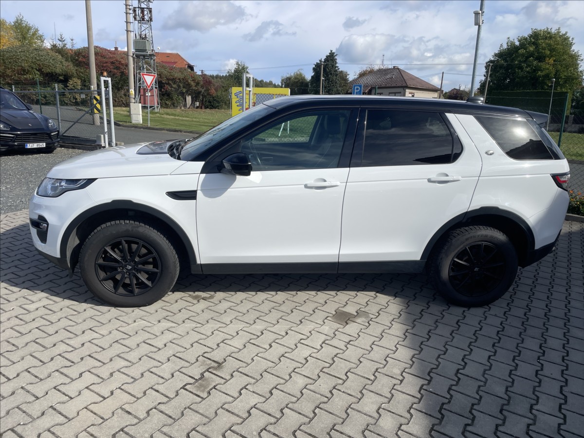 land-rover-discovery-2-0-d-110-kw-awd-automat-tz-krasne - 4