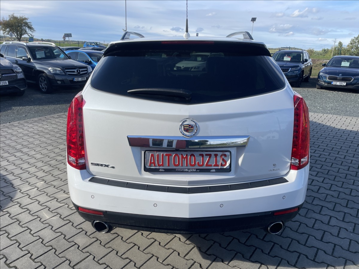 cadillac-srx-3-0-v6-awd-performace-collection - 8