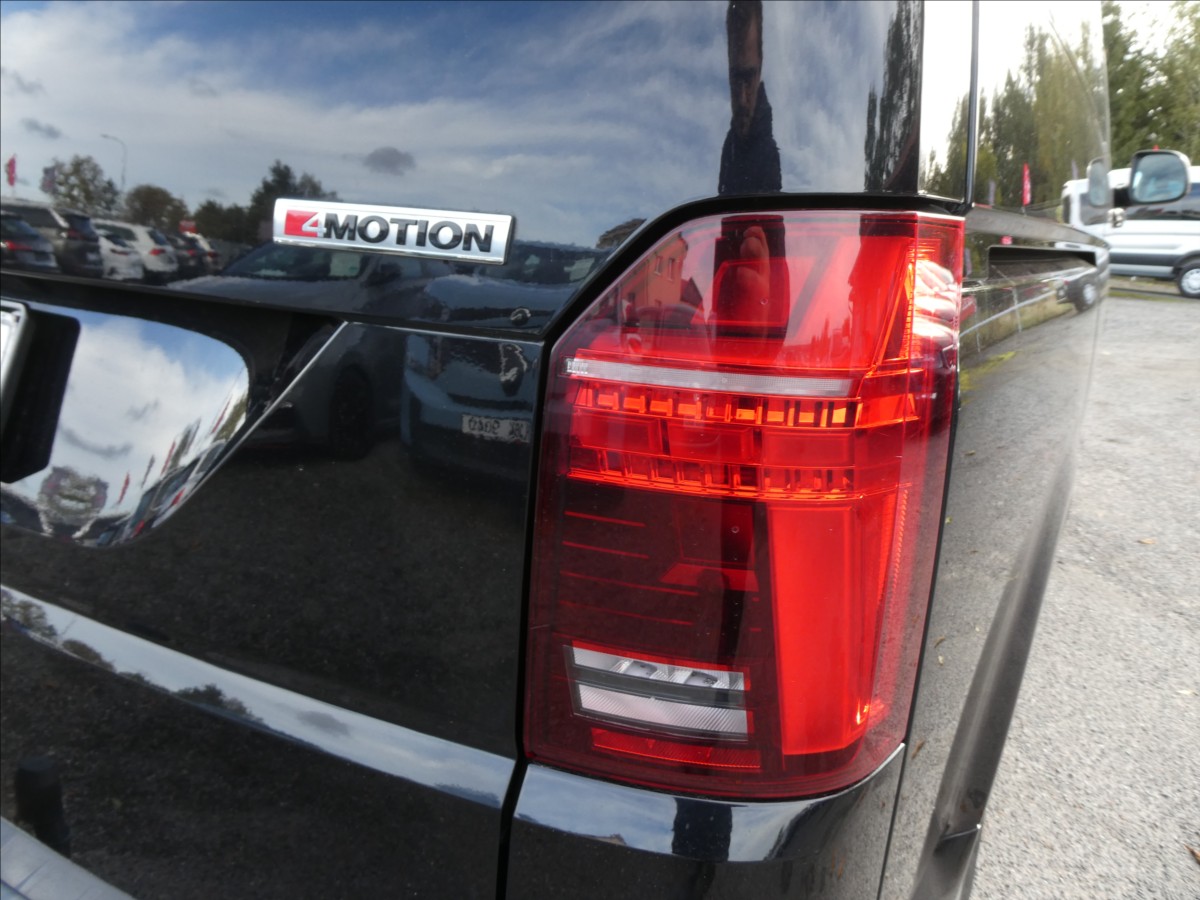 volkswagen-multivan-2-0-tdi110kw-1-majitel-dsg-4x4 - 9