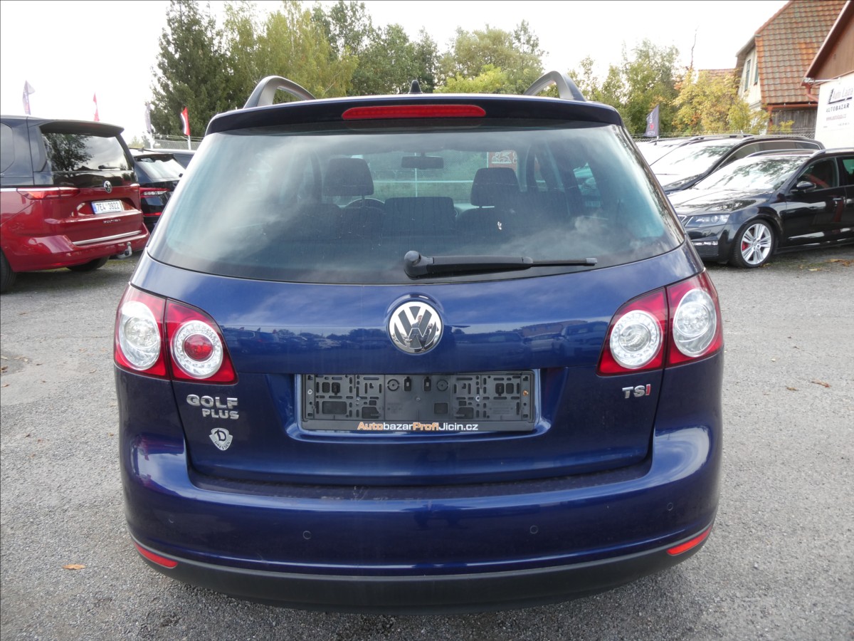 volkswagen-golf-plus-1-4-tsi-90kw-serviska - 5