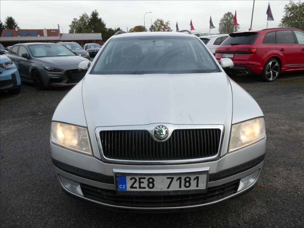 skoda-octavia-1-6-fsi-85kw-zaves-2x-kola - 1
