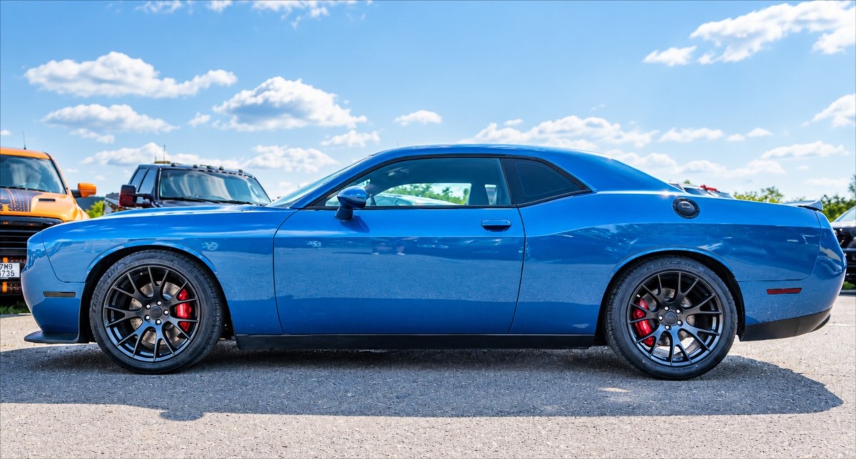 dodge-challenger-5-7 - 2
