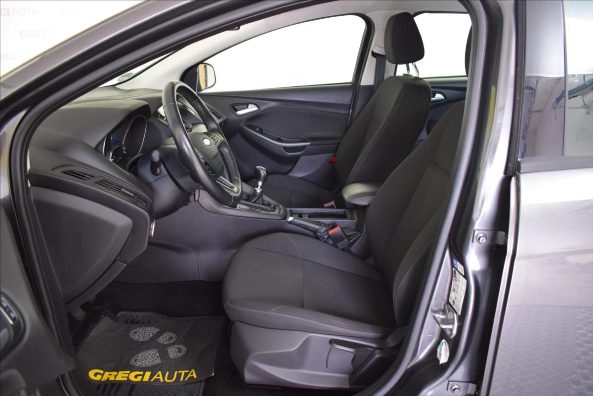 ford-focus-1-5-tdci-pr-servis-super-stav - 8