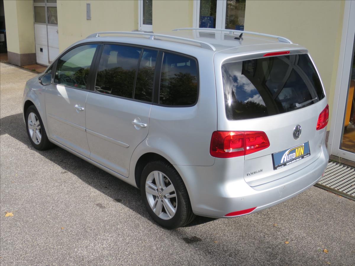 volkswagen-touran-1-4-tsi-match - 2
