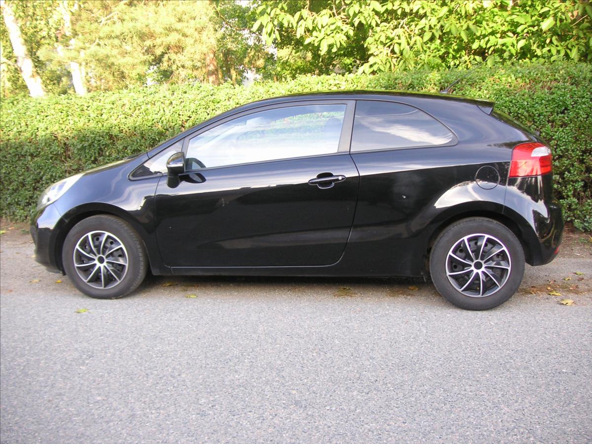 kia-rio-1-3-cvvt - 2