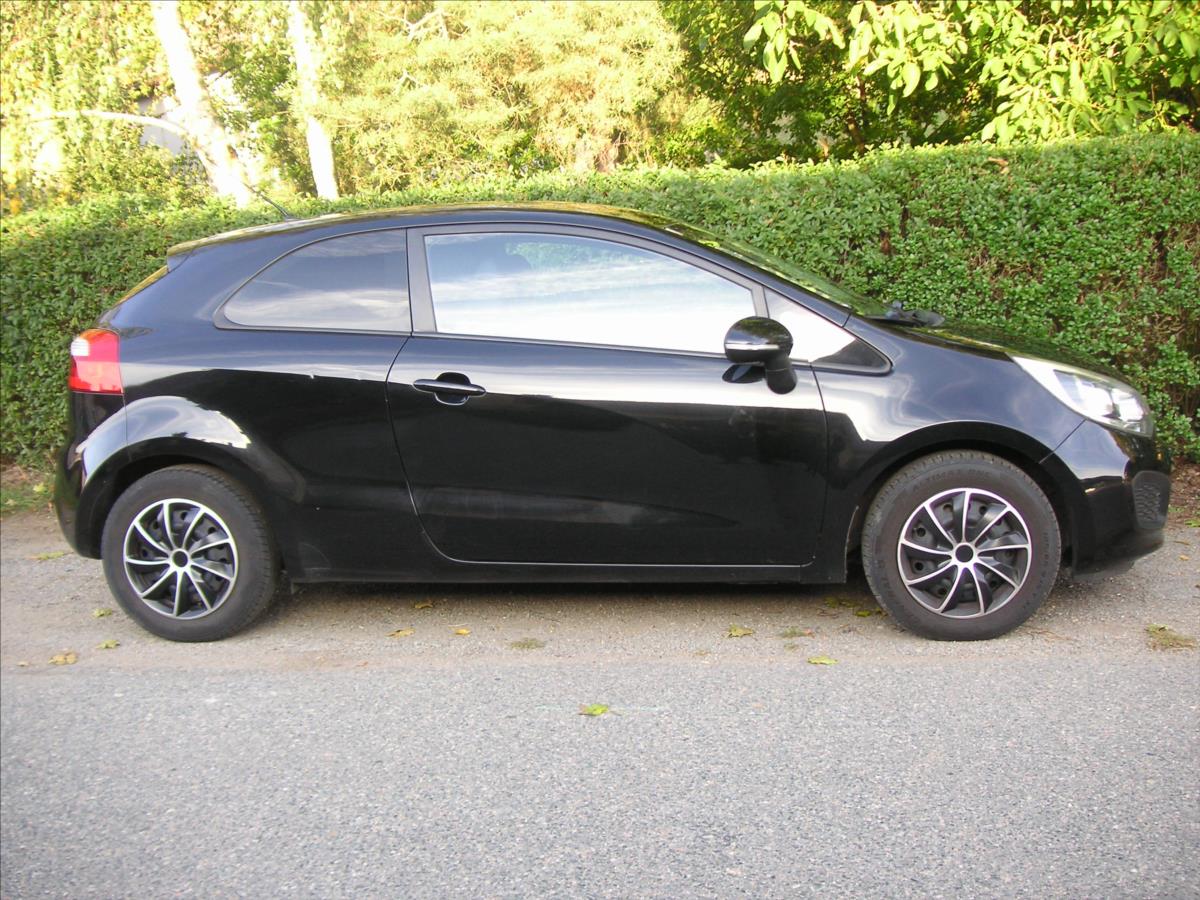 kia-rio-1-3-cvvt - 3
