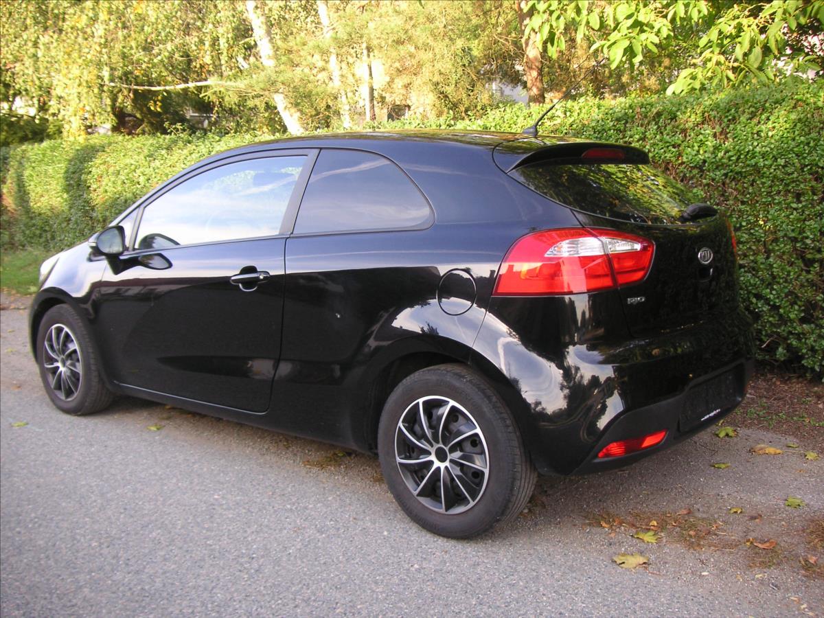 kia-rio-1-3-cvvt - 4