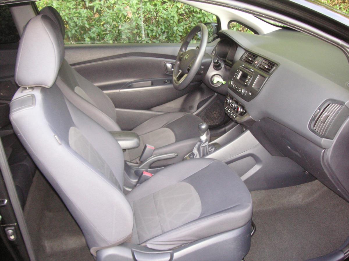 kia-rio-1-3-cvvt - 7