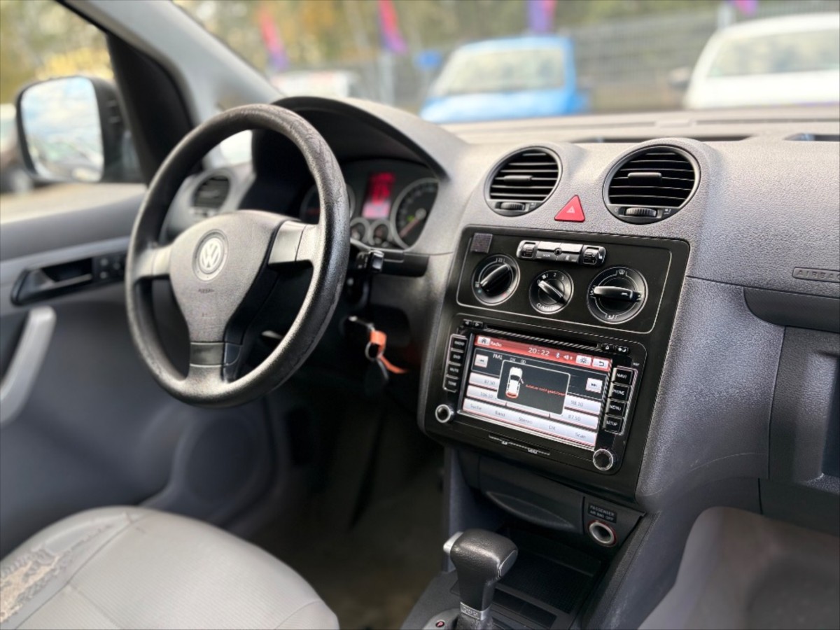 volkswagen-caddy-1-9-tdi-automat - 7