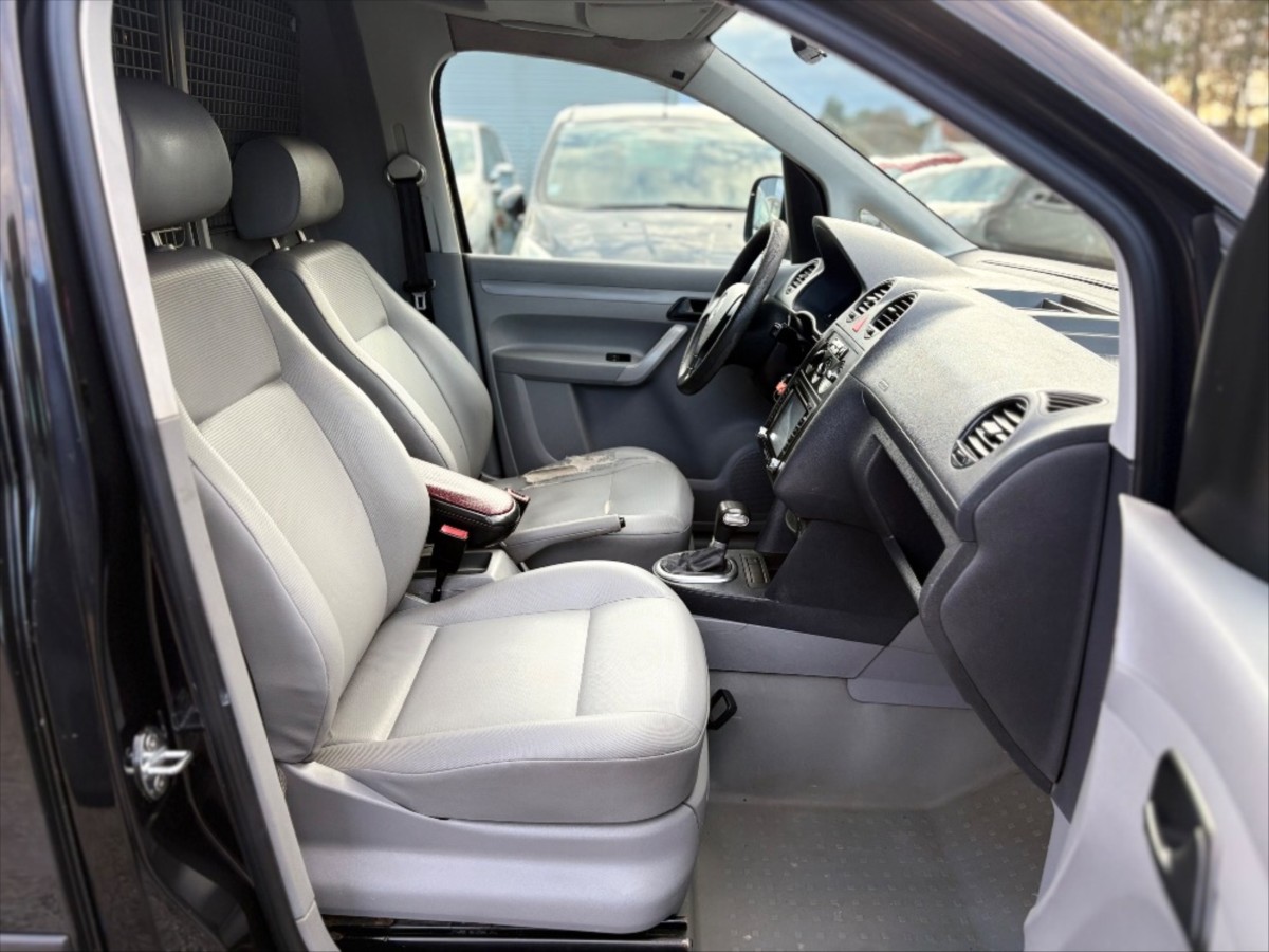 volkswagen-caddy-1-9-tdi-automat - 9