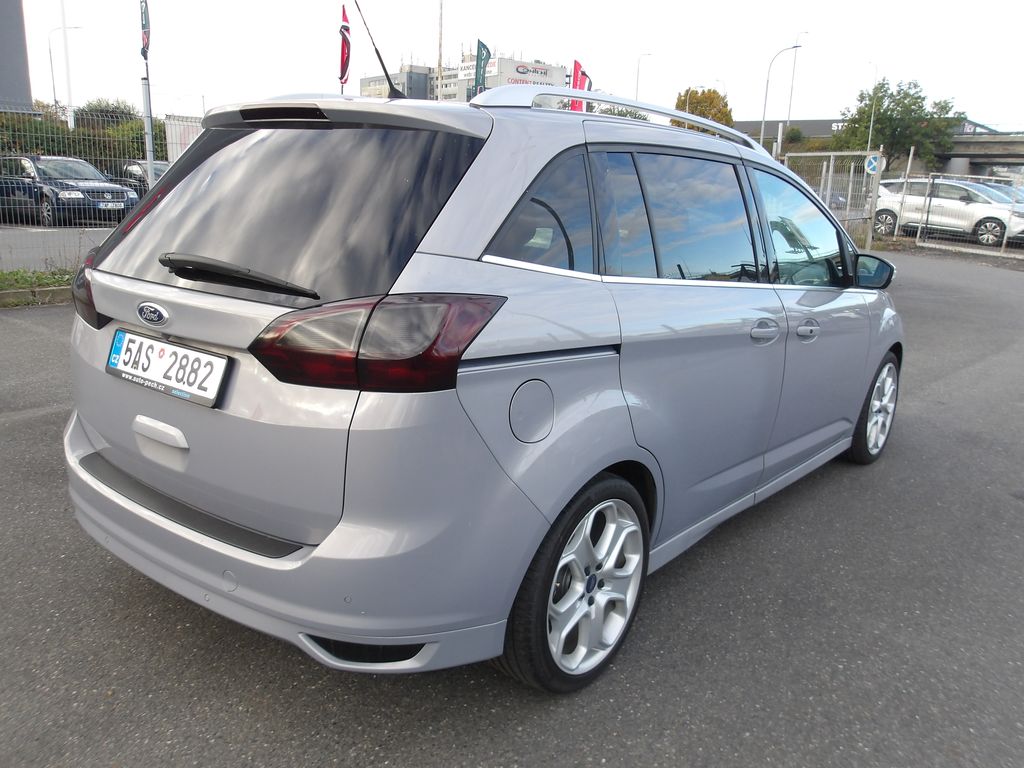 ford-grand-c-max-1-6tdci-krasavec-7-mist - 7