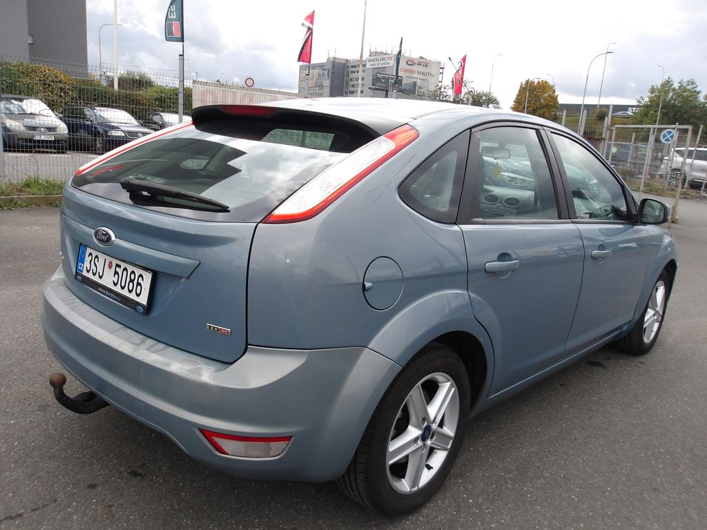 ford-focus-2-0tdci-100kw - 9