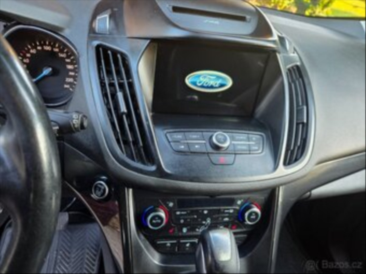 ford-kuga-2-0-tdi-132-kw-4x4-automat - 4