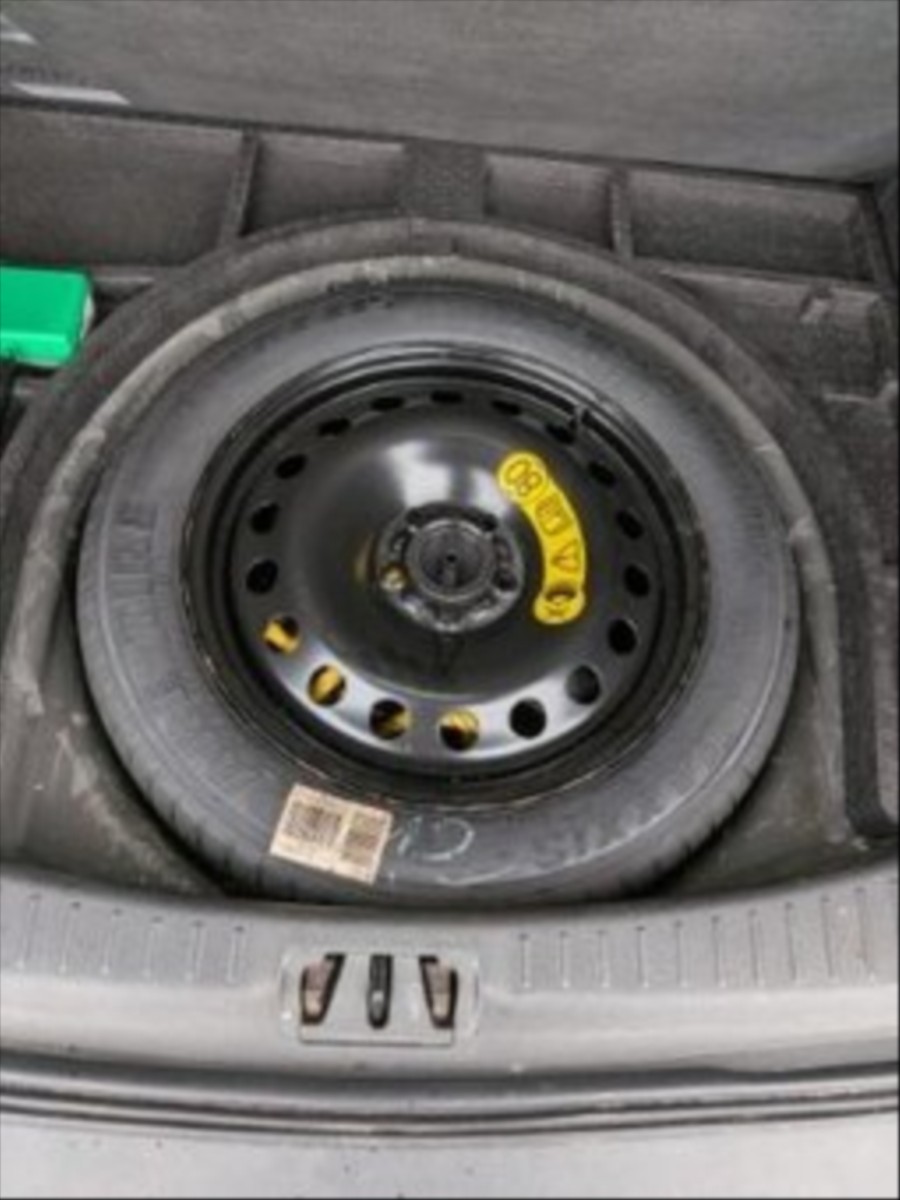 ford-kuga-2-0-tdi-132-kw-4x4-automat - 5