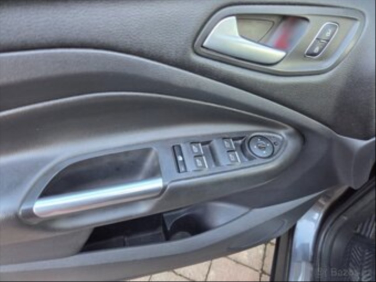 ford-kuga-2-0-tdi-132-kw-4x4-automat - 6