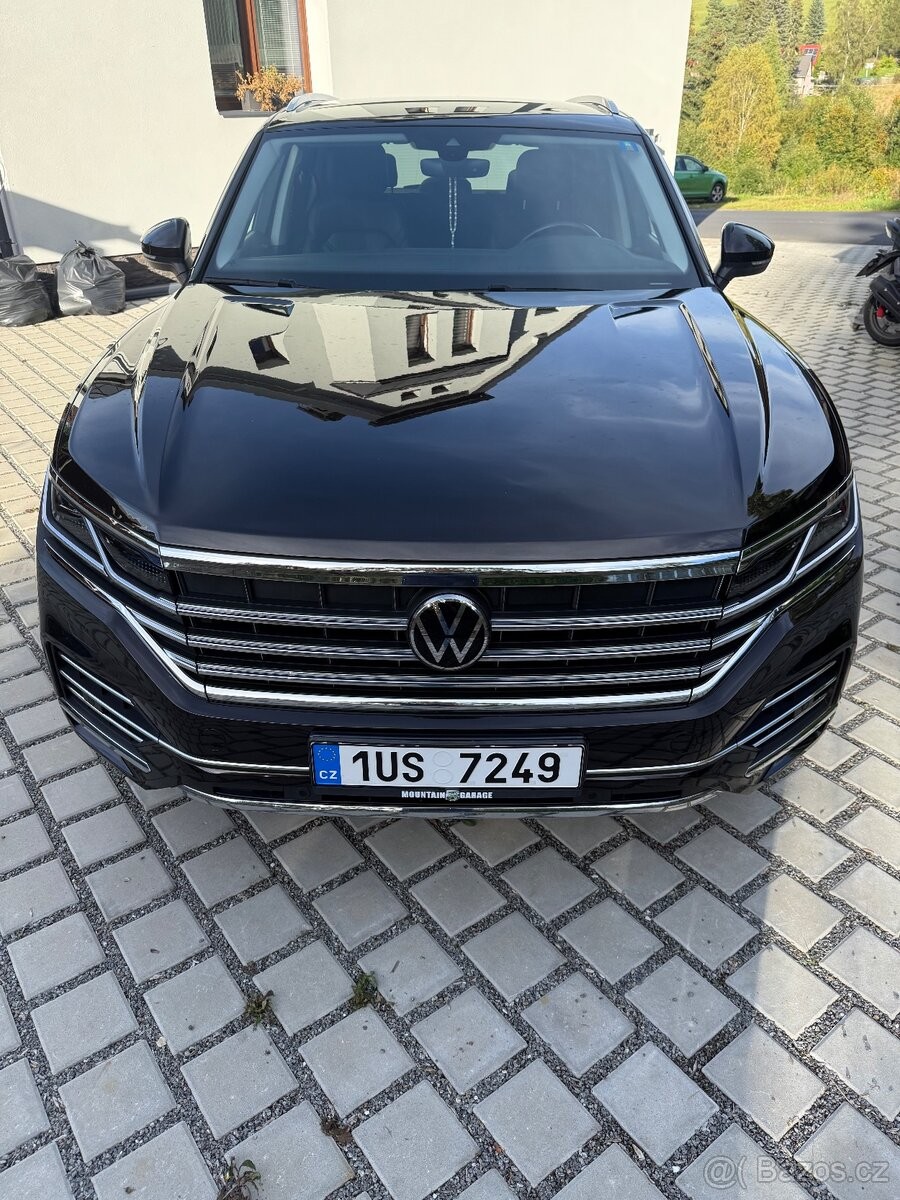 Volkswagen Touareg 3,0   V6 210kW TOP STAV