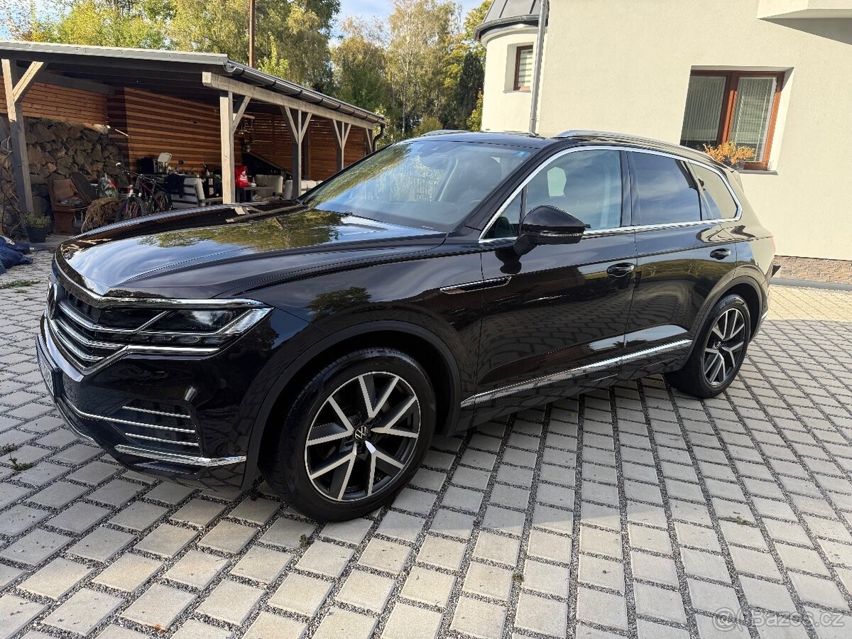 volkswagen-touareg-3-0-v6-210kw-top-stav - 1