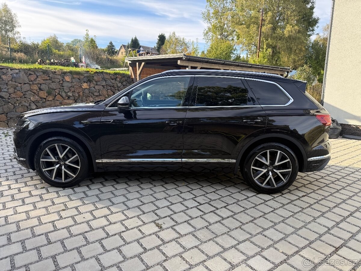 volkswagen-touareg-3-0-v6-210kw-top-stav - 5