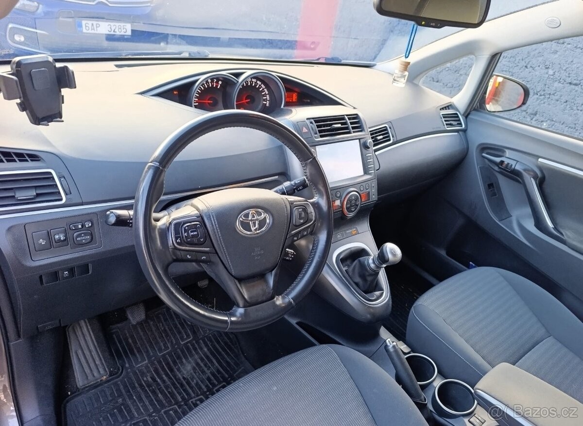toyota-verso-1-8 - 5