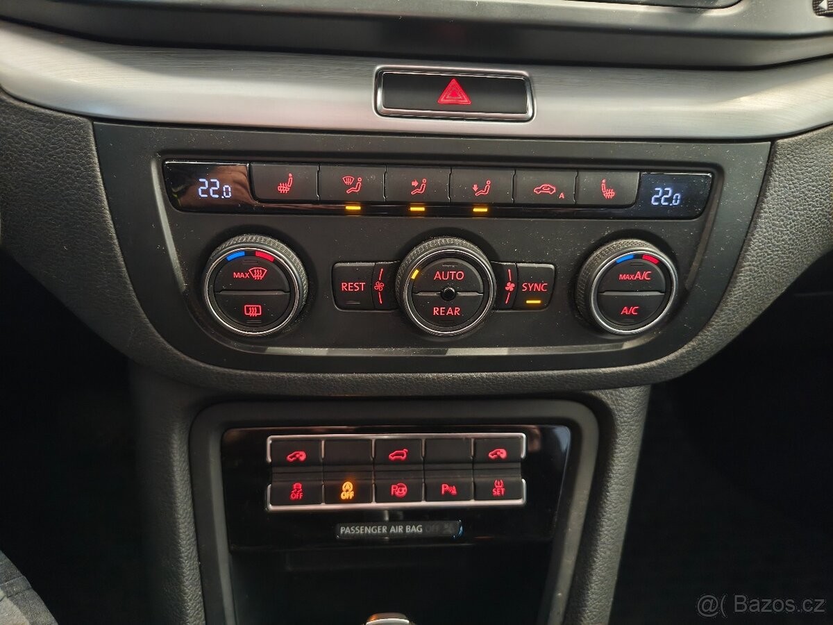volkswagen-sharan-2-0-prodam-vozidlo - 9