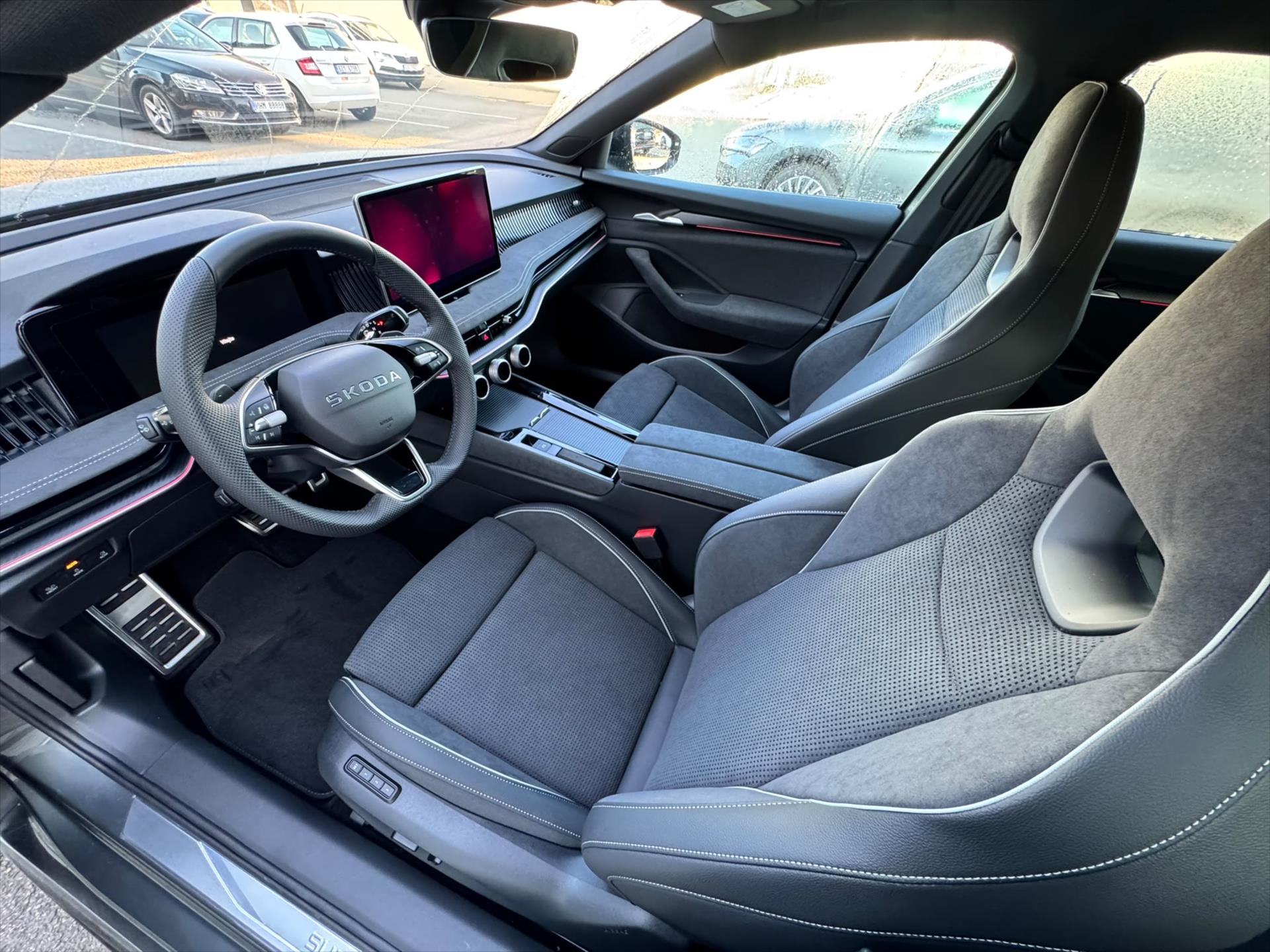 skoda-superb-1-5-tsi-iv-150-kw-sportline - 7