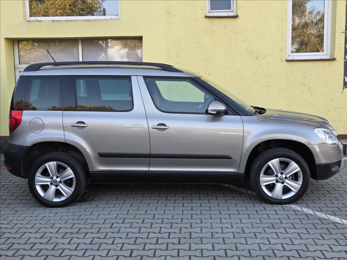 skoda-yeti-1-4-tsi-serv-knizka - 6