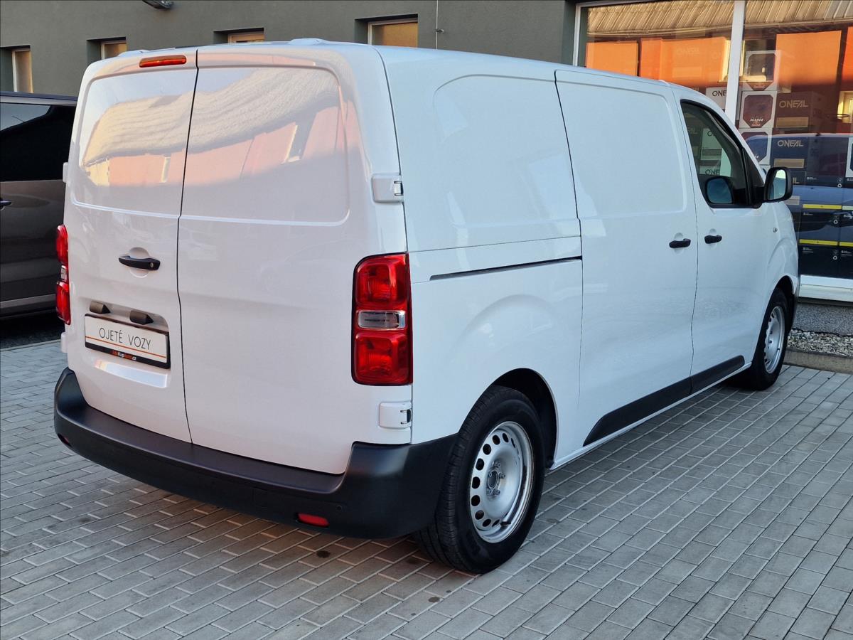 opel-vivaro-1-5cdti-88kw-puvod-cr-1-maj - 9