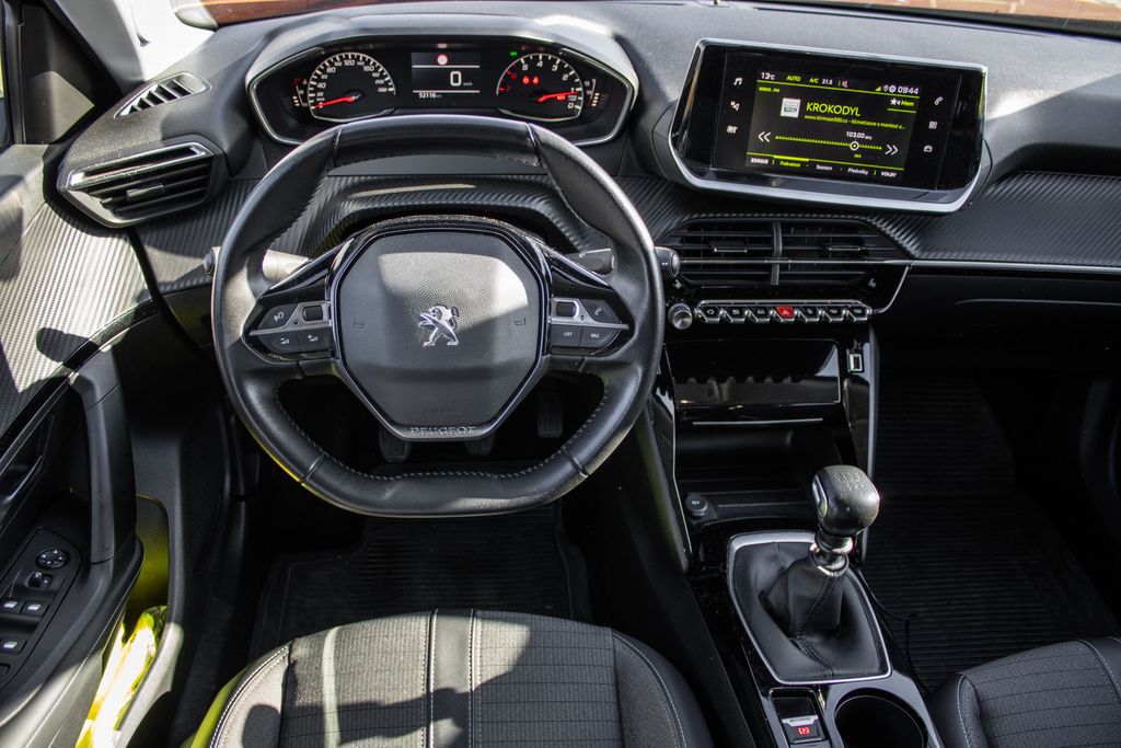 peugeot-2008 - 8