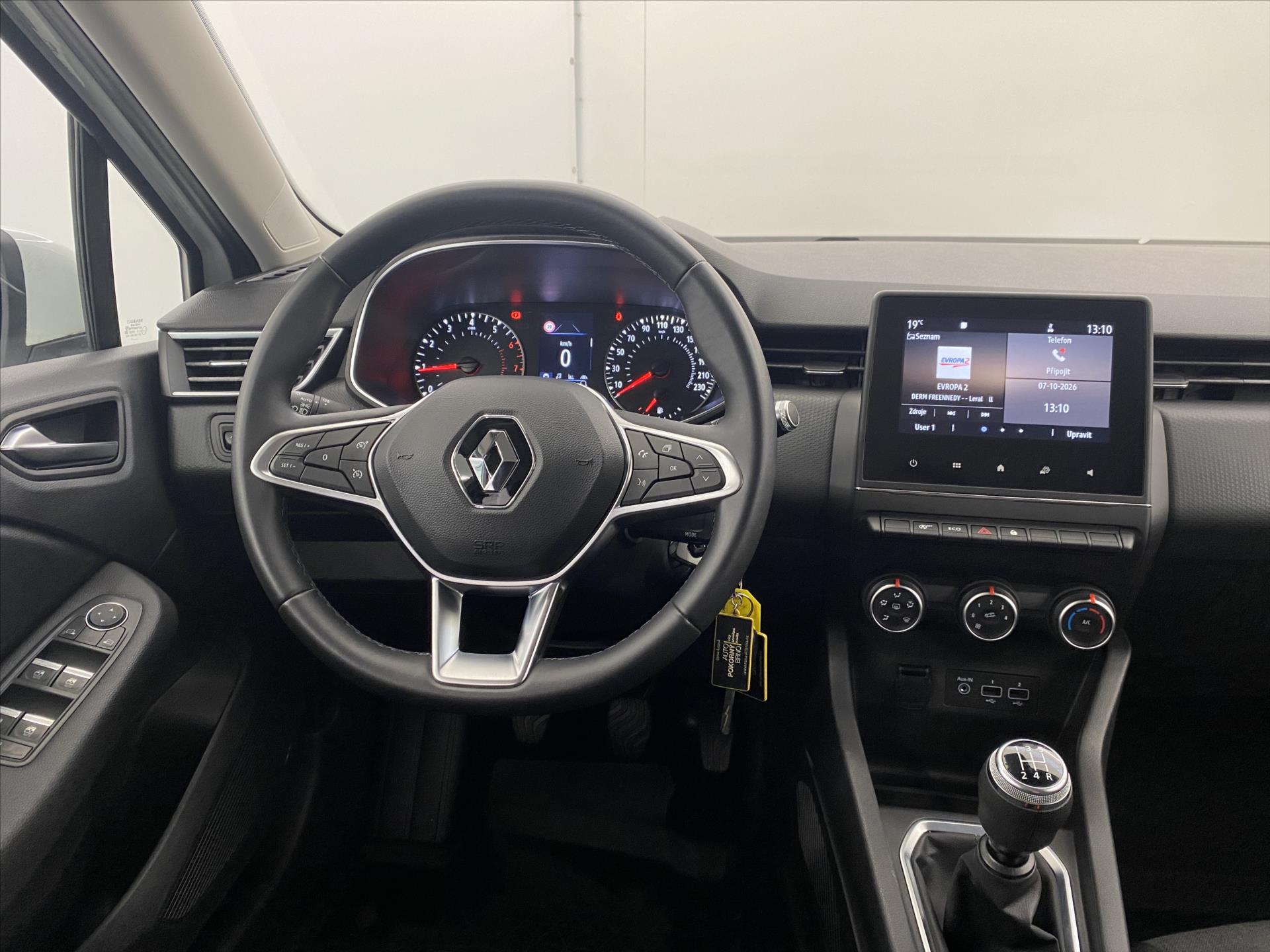 renault-clio-1-0-tce-74kw-led-1-maj-cr - 9