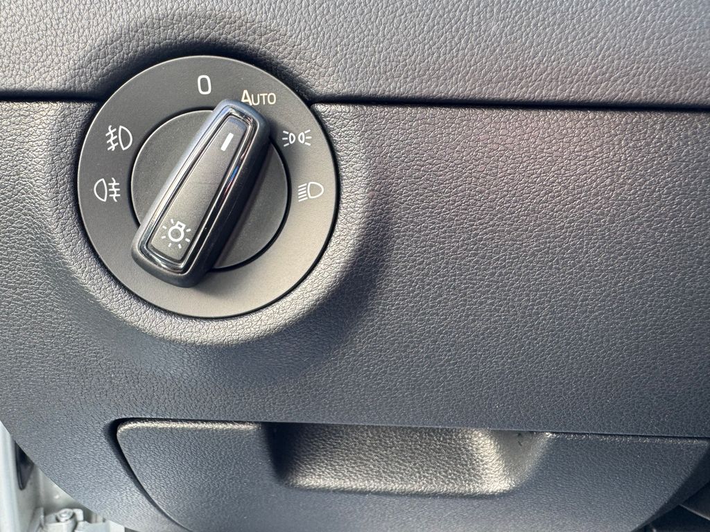 skoda-octavia-combi-1-6-tdi-style - 7