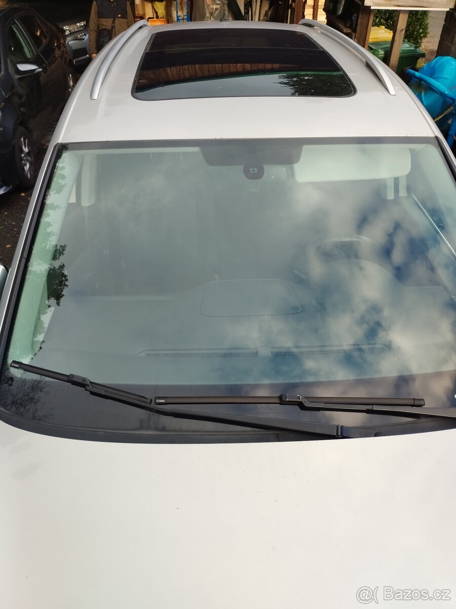 seat-alhambra-2-0-nm-125-kw-panorama-strecha - 6