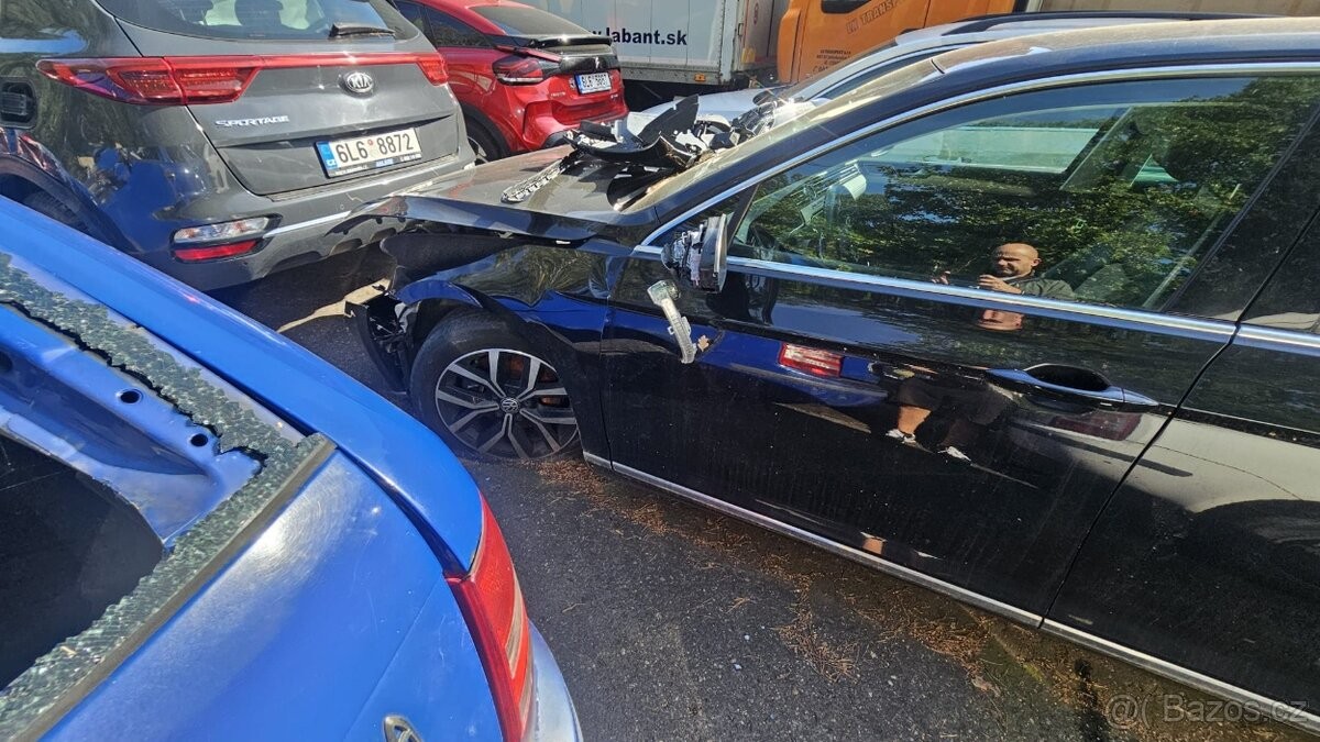 volkswagen-passat-140-kw-r-line-packet - 5