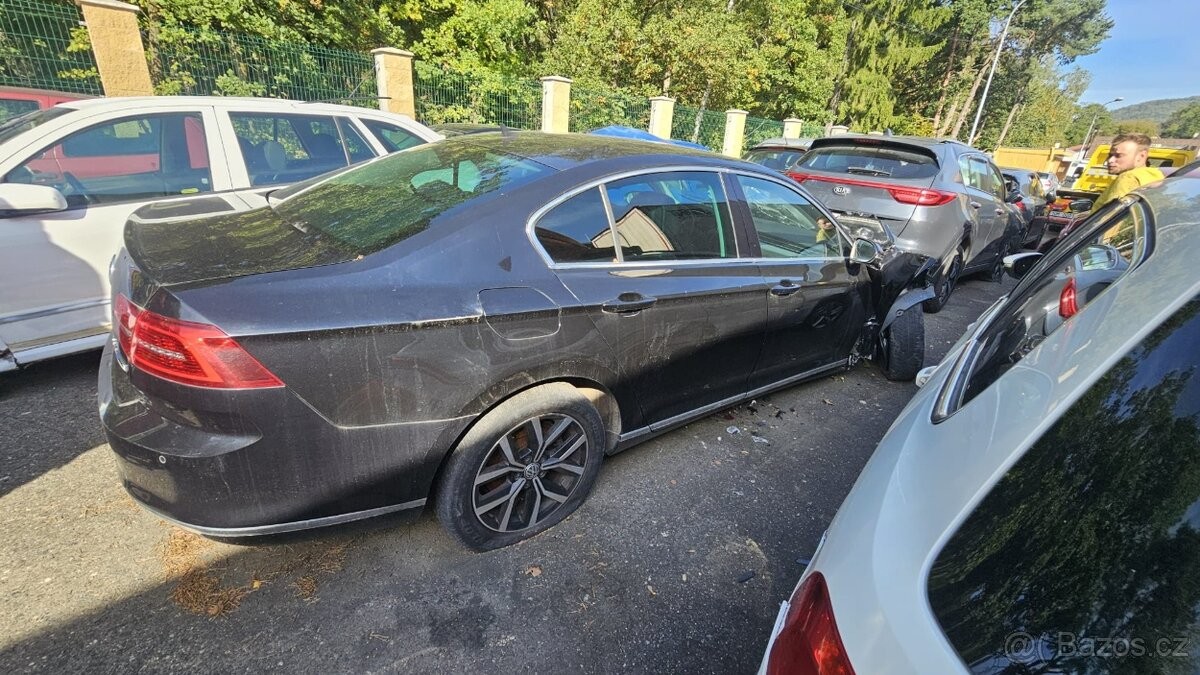 volkswagen-passat-140-kw-r-line-packet - 6