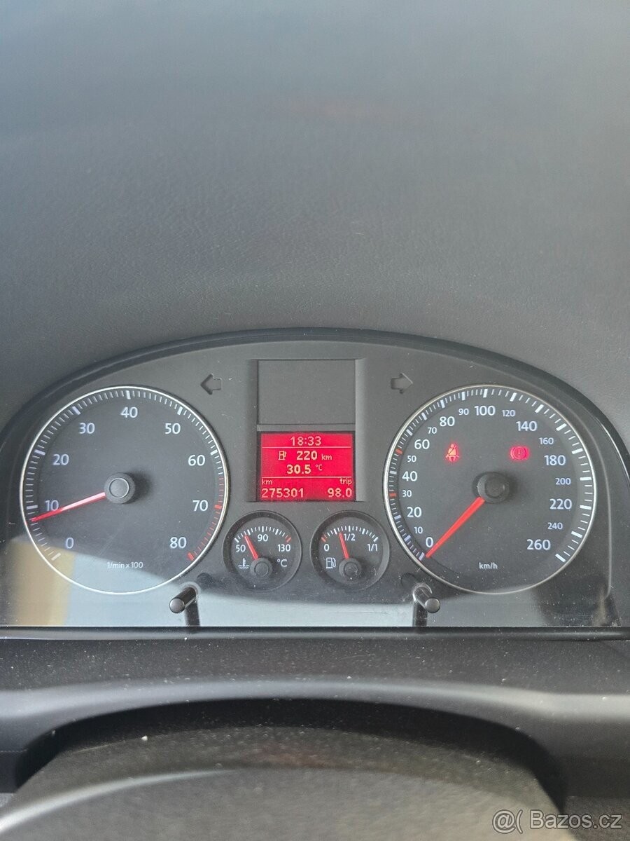 volkswagen-touran-1-4-tsi-103kw - 5