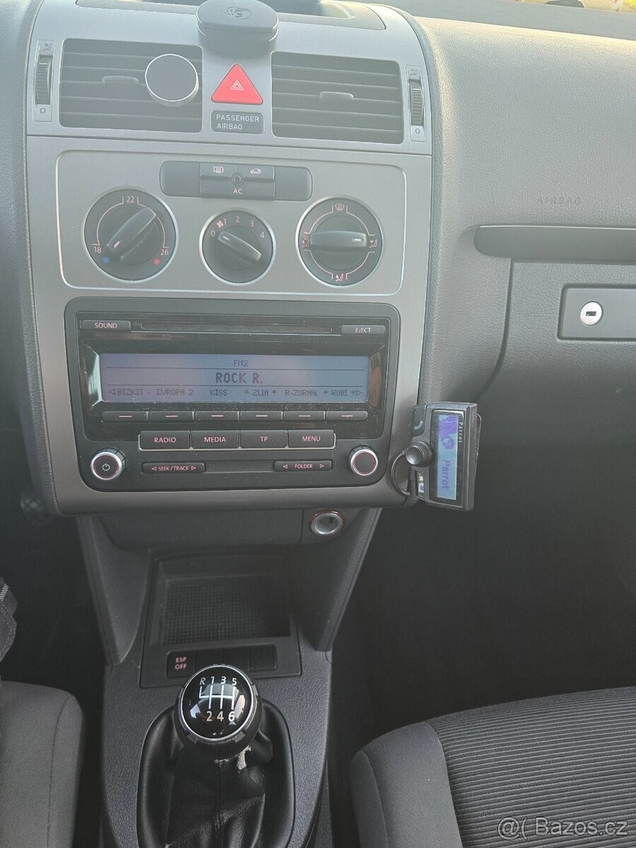 volkswagen-touran-1-4-tsi-103kw - 7