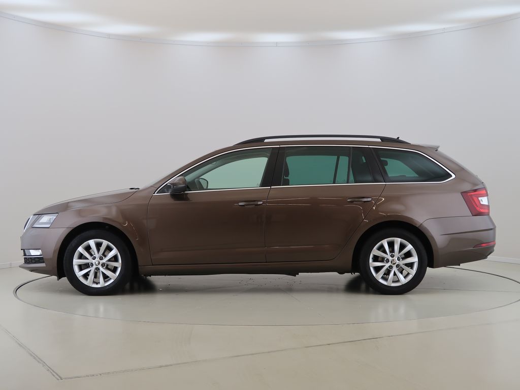 skoda-octavia-1-5-tsi-110kw-style-dsg-cz - 8