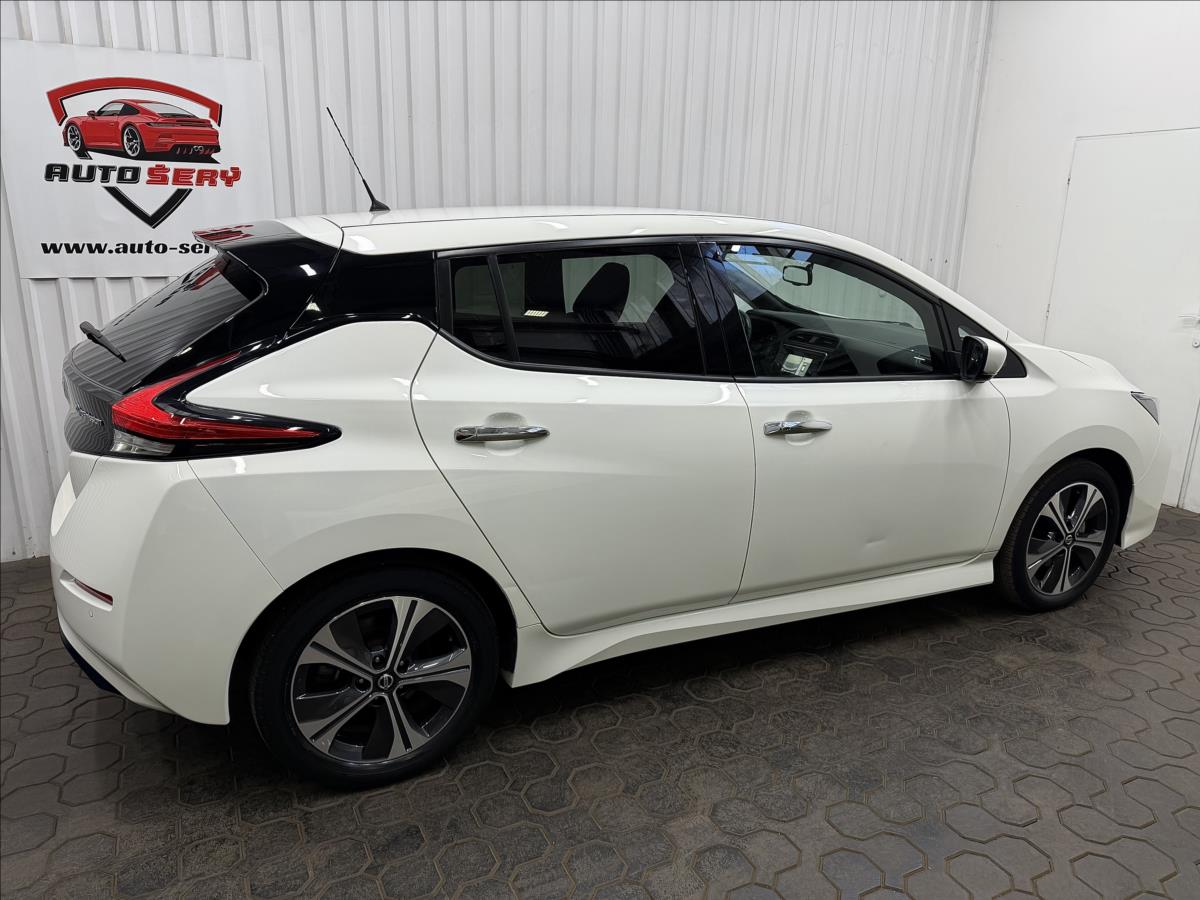 nissan-leaf-n-connecta-110kw-soh-91 - 8