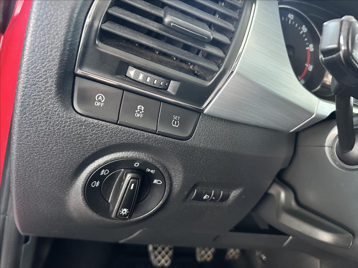 skoda-fabia-1-0-mpi-55kw-serviska-dph - 9