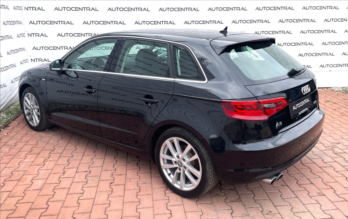 audi-a3-1-4-tfsi-s-line-90kw-navi-servisovano - 5