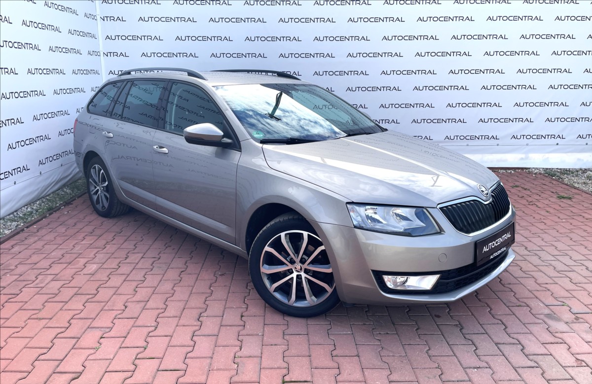 Škoda Octavia 1,2 TSI 81kw 111t.km 1.majitel servisováno