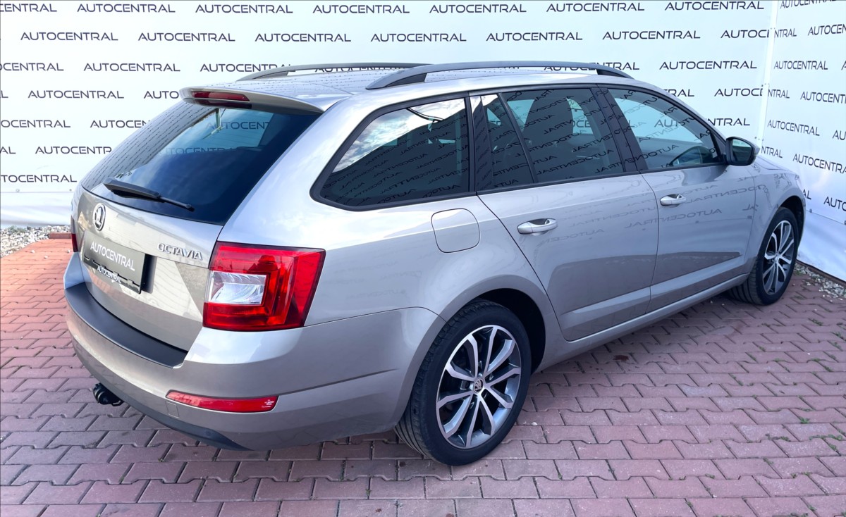skoda-octavia-1-2-tsi-81kw-111t-km-1-majitel-servisovano - 3