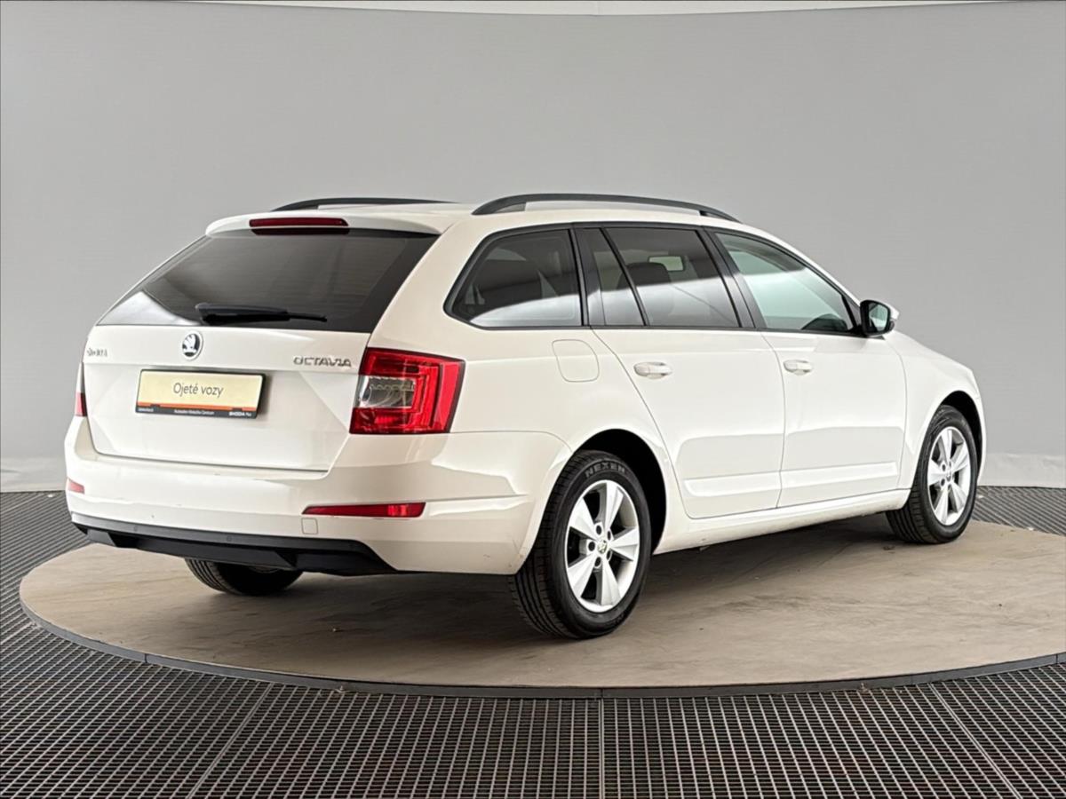 skoda-octavia-1-6-tdi-style-combi - 1