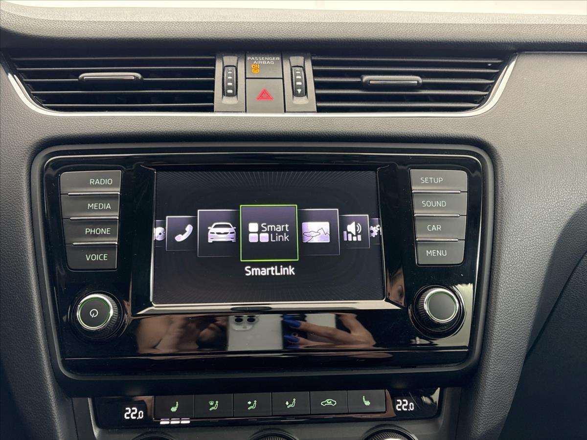 skoda-octavia-1-6-tdi-style-combi - 6