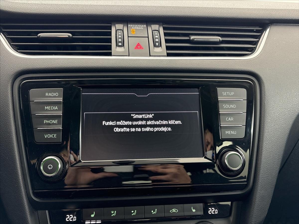 skoda-octavia-1-6-tdi-style-combi - 7